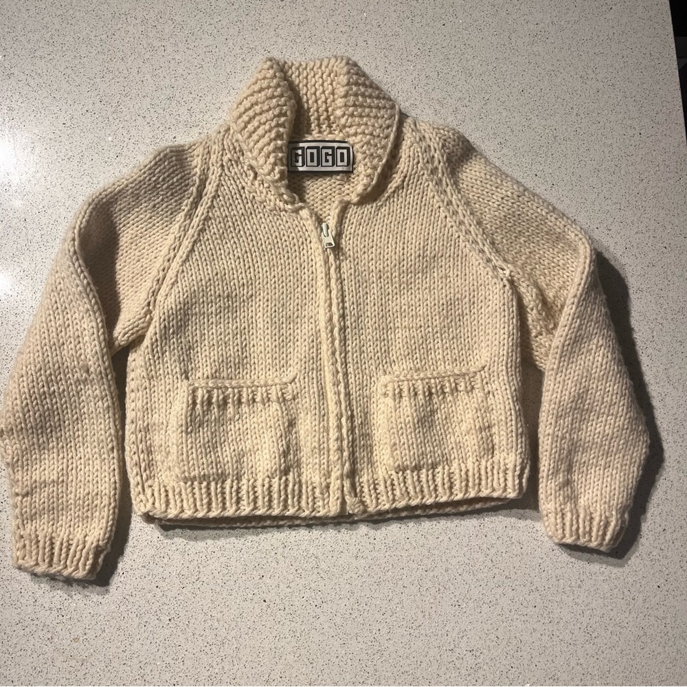 GOGO Hand Knit 100% Wool one size Made in Canada - Picture 16 of 16